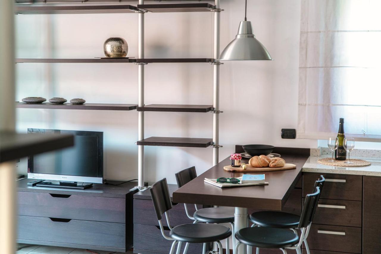 Joivy Splendid Flat W Terrace Near Lake コモ エクステリア 写真